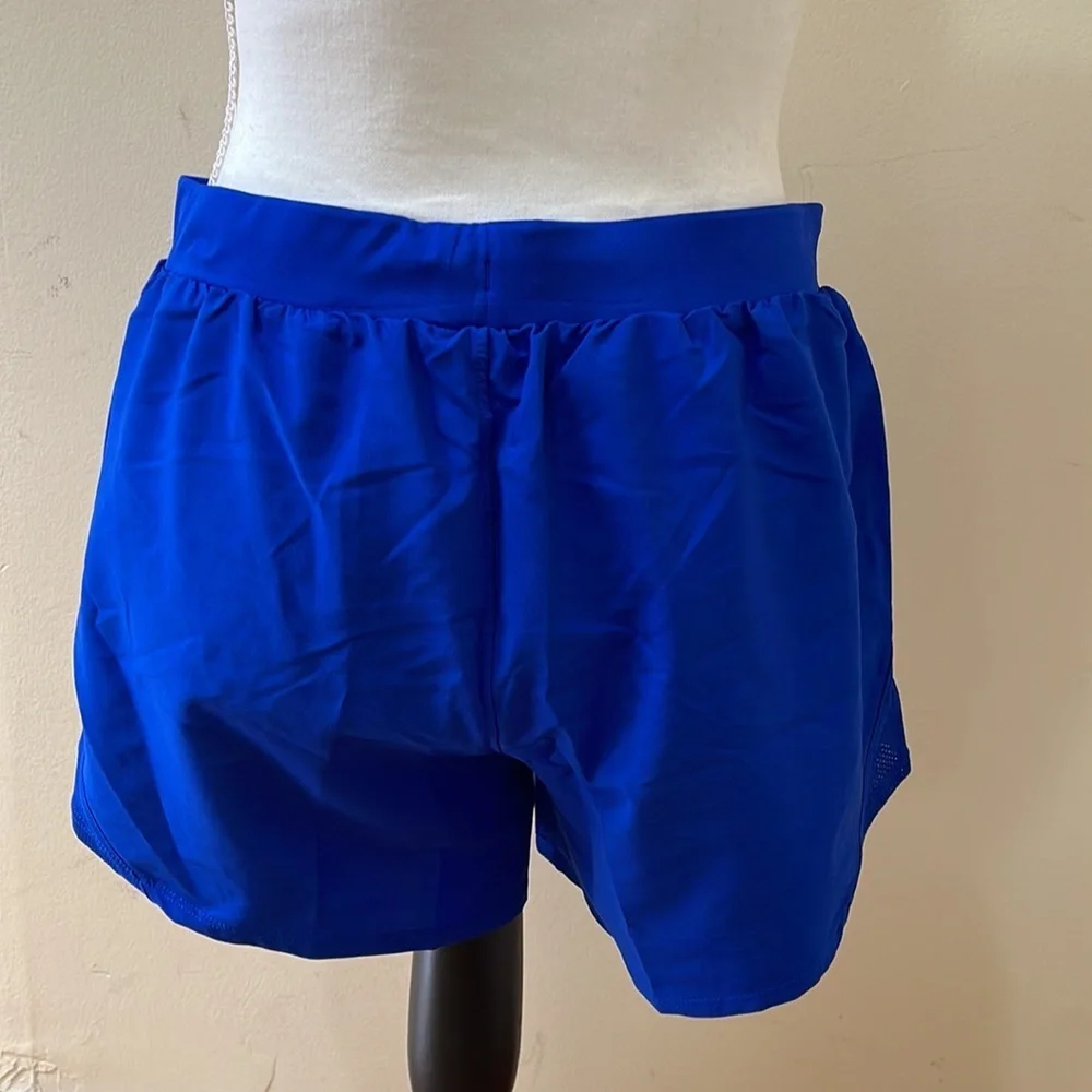 Sports Short - Picture 4 of 6